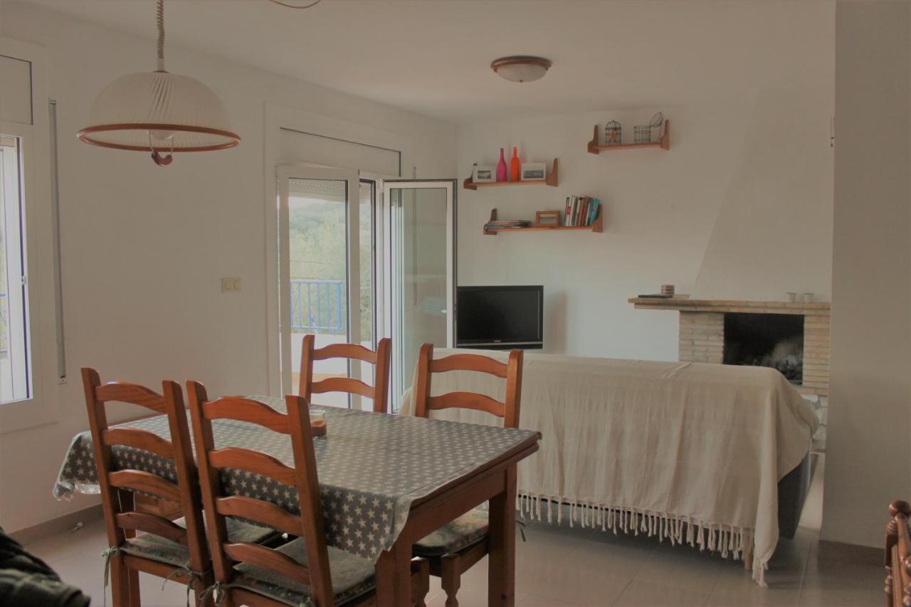 Apartament Amb Terrassa I Parking Llanca Exterior photo